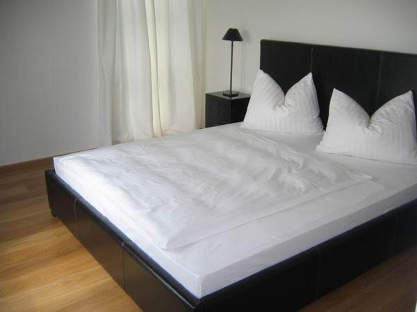 Messe Residence Boardinghouse Dusseldorf Bagian luar foto
